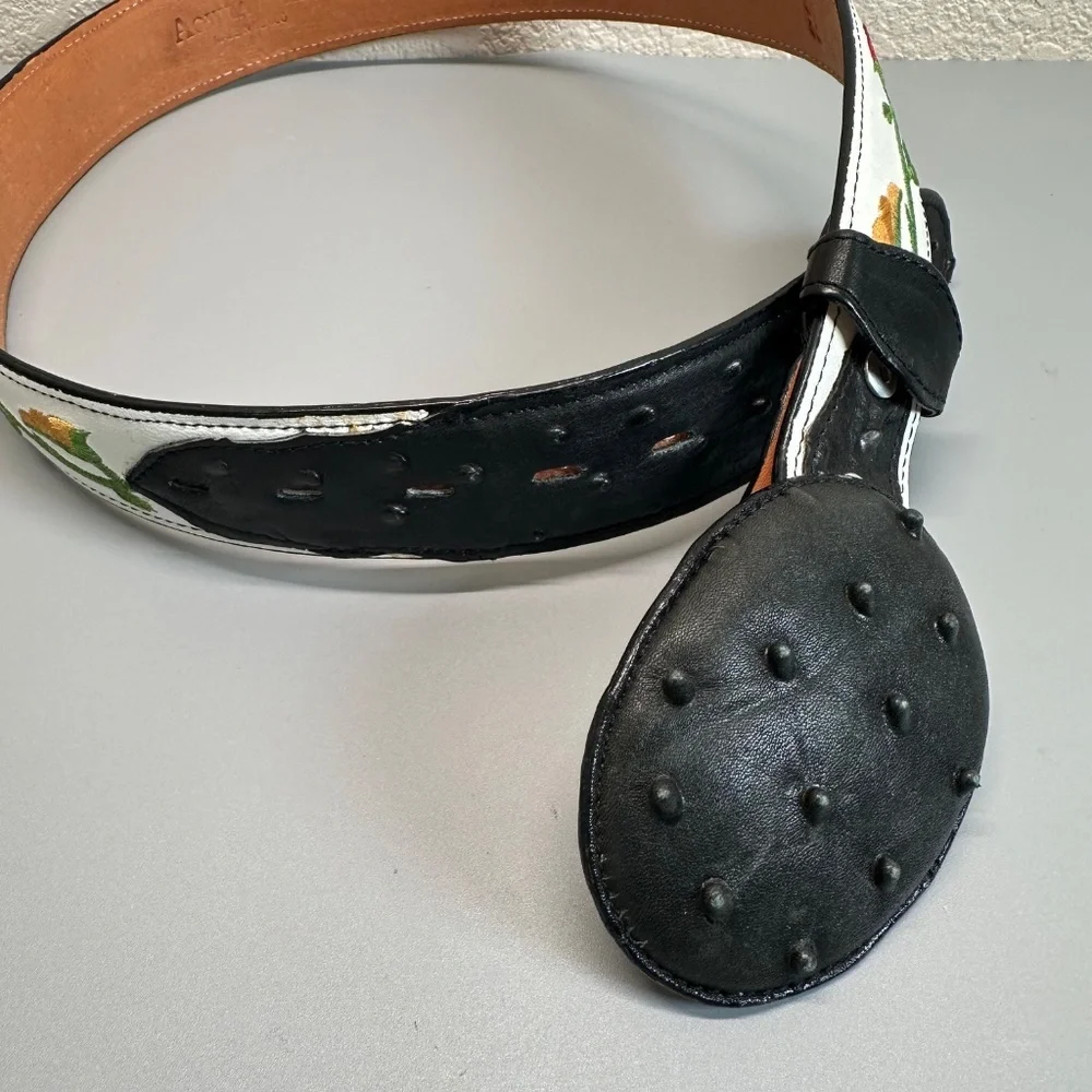 Rodeo Belt White Black Embroidered Flowers Genuine Leather Women's Size US 8 37